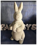Osterhase mit Ei