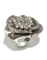 Ring von Madame Butterfly