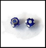 Perle imitation pandora ® lampwork 11 x 11 mm cube bleu foncé à pois blancs Réf : 160