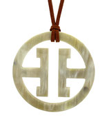 Horn Anhänger Kette hell beige (187)