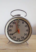 VINTAGE CLOCK