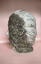 Patinierter Frauenkopf