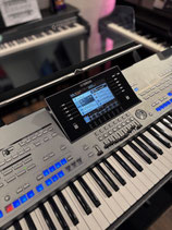 Yamaha Tyros 5 -76 Tasten gebraucht mit Bose Soundanlage Comp. 3