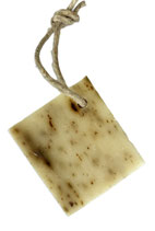 ZEEP NATUREL MET ROZENBLOESEM EN ROZEN (80 gr.)