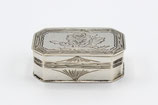 Gegraveerd zilveren snuifdoosje met vergulde binnenkant, rechthoekig model, Louis Tassin ca.1810.