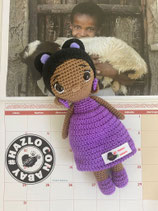 Pieza 15 - África (Muñeca amigurumi) + 1 mes de comedor en Escuela Canguro