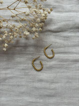 Oval bubble hoop