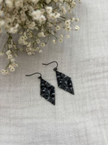 Black folded diamond