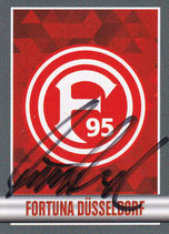 Autogramm auf Vereinslogo  TO  2558