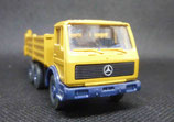 Wiking 673  MB AK 2636  (6x6) Pritschenkipper  braungelb