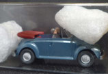 VW Käfer Cabrio mit Figuren  stratoblaumetallic