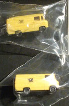 Postfahrzeuge - Zustellfahrzeuge - 2 MB Kastenwagen - Bild zeigt Ware