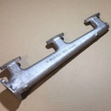 238-1003290-В (238-1003290-B) Wasserleiste Wasserrohr am Zylinderkopf rechts JaMZ-238. Water Divider Pipe on the cylinder head right JAMS 238. Труба водяная правая дизельного двигателя ЯМЗ-238.