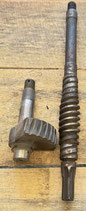 700А.34.22.029 + 700А.14.22.018 Segment + Lenkschnecke K-700, K-700A, K-701 Kirowets. Sector gear + worm gear K-700, K-700A, K-701 Kirovets. Сектор + Вал червяк К-700, К-700А К-701 Кировец.