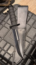 KA-Bar black mit Lederscheide