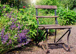 Postkarte-Stuhl im Garten