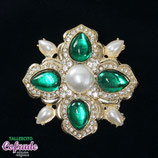 Broche 53 - 4 petalos y perla