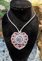 Makramee Kette mit Labradorit.