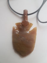 PENDENTIF EN SILEX TAILLÉ MARRON CLAIR  3