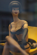 DESSOUS  I