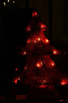 WEIHNACHTSBAUM ROT