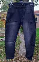 A New Black Jeans von Pluslavie