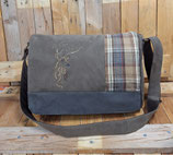 Grande besace homme, sac à bandoulière , faux-cuir taupe et gris, broderie cerf, sacoche ordinateur