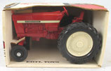 International Farm Tractor 656 Ertl