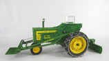 John Deere 720 with Loader Precision No. 18 Ertl