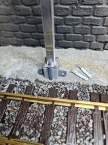 Mastsockel mit Nivelierplatte im Betondesign