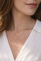 Collier Cœur Fil Doré – Acier Inoxydable