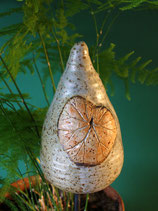 Keramikspitze Stabspitze helles Beige mit Drehrillen und Blatt für Stab frostfest