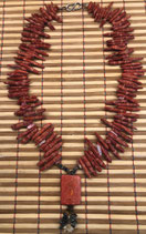 Schaumkorallenkette - Amulett