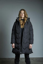 Etage winterjas zwart gewatteerd