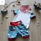 Babyshirt "Maritime" Babyhose "Maritime" und Spucktuch "Maritime Fisch" aus der BIO-Kollektion "Maritime Summer"