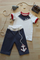 Kindershirt "Kapitän" und Kinderhose "Anker" aus der Bio-Kollektion "Maritime Summer"