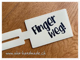 Kofferbeschriftung weiss "Finger weg"