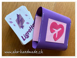 Spielkarten Etui GROSS (flieder/rosa mit Flugzeugherz pink)
