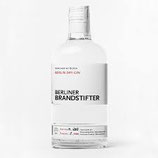 Berliner Brandstifter Gin Tonic (Aromen von Litschi und Holunder)