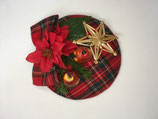 Fascinator rot/ grün kariert, Schleife, Strohstern, Äpfel, Weihnachtsstern