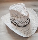 Chapeau-Tania