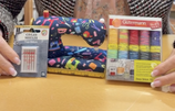 Geschenkset Nähmaschine mit Gütermann Nähfaden Deco Stitch und passende Nähnadeln