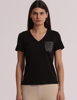 T shirt con taschina zebrata nera