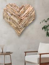 Décoration murale en bois flotté, représentant un joli "coeur"
