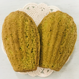 抹茶マドレーヌ