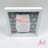 Brodéiert Pampers + Rumm hellgro Blieder