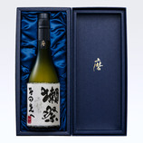 獺祭 　磨き　その先へ　720（DX化粧箱入り）
