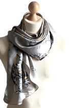 Vintage foulard, satijnen shawl, zilver/grijs