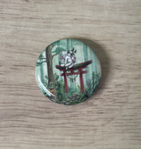 Badge kitsune sur son torii "esprits japonais"
