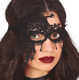 maschera nera di pizzo con lato grande